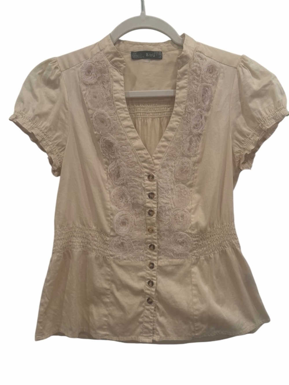 B.Tru cap sleeve blouse v-neck  textured floral embroidered size small